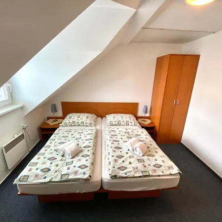 בית הארחה Kamenec